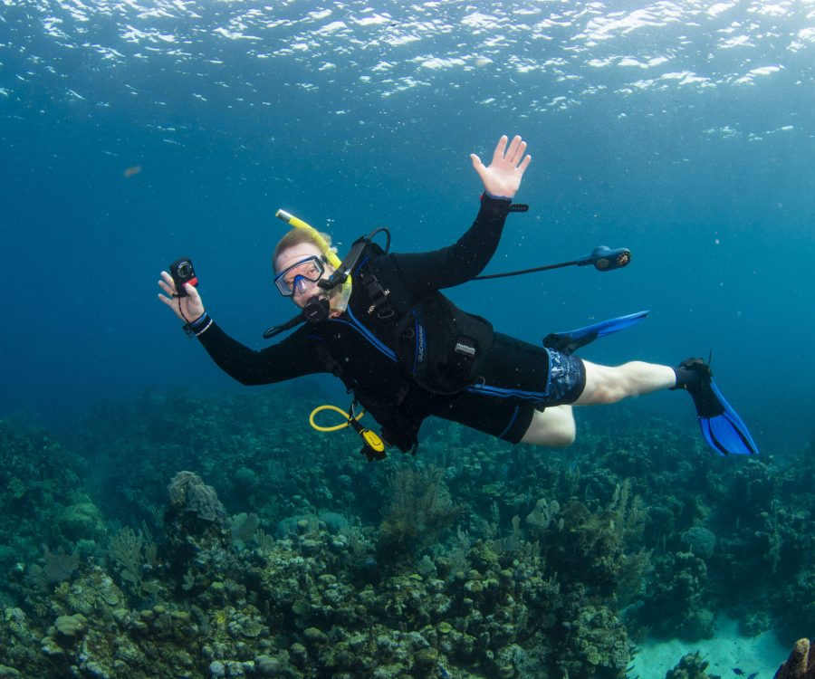 Scuba diver student Roatan