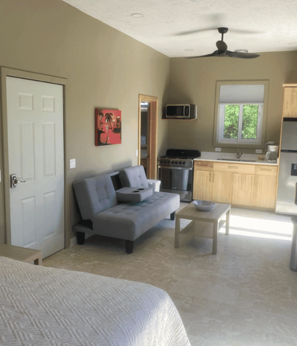 Mangrove-Villas-First-Floor-Queen-Studio-Roatan-Dive-Package.png