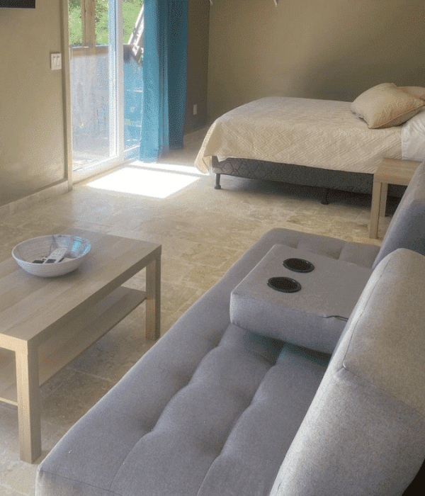 Mangrove-Villas-First-Floor-Queen-Studio-Roatan-Dive-Package-3.png
