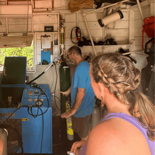 PADI Nitrox course in Roatan Honduras