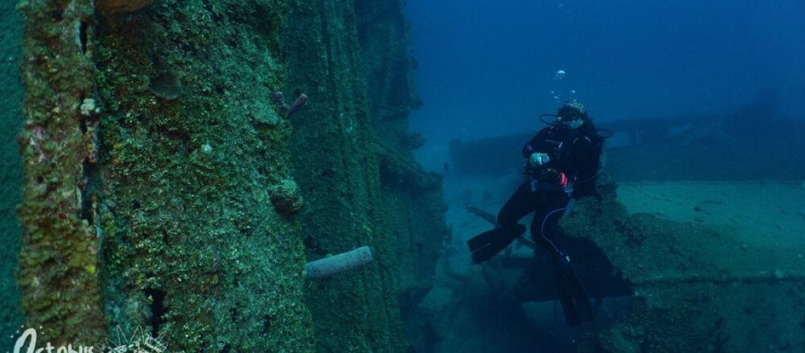 Roatan Deep Dive Sites